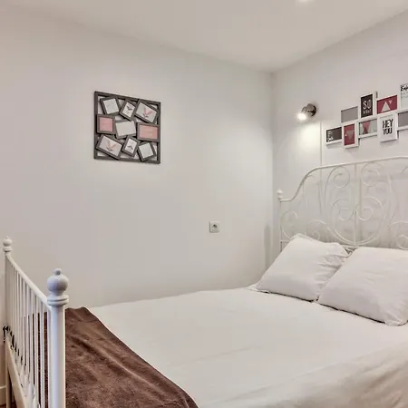 Appartamento 14 Luxury Flat Eiffel Design 1 Parigi